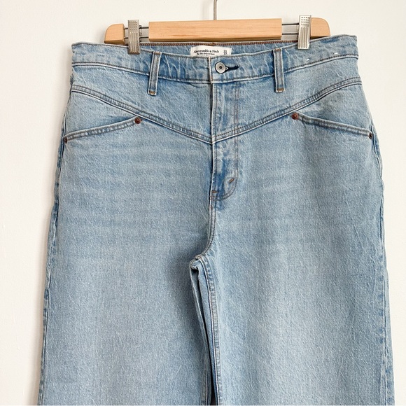 • NWOT! • Abercrombie 90s relaxed jeans - Picture 6 of 6